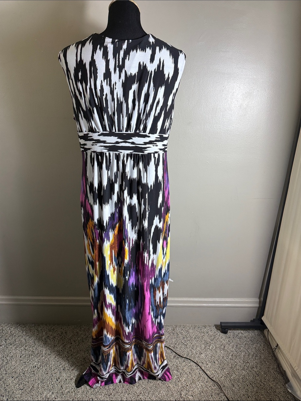 Chico’s Sleeveless V-Neck Maxi Dress in Black & Purple Ikat Print Sz XL - Picture 5 of 11